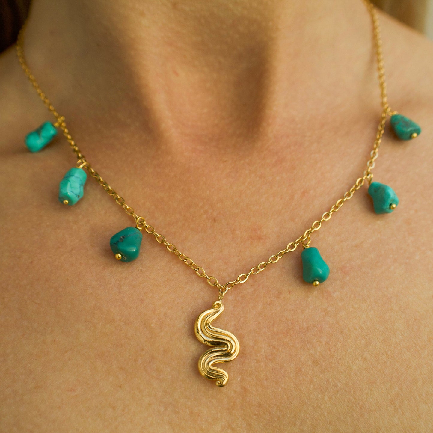 Golden Swirl Turquoise Unik Halskæde - Forgyldt