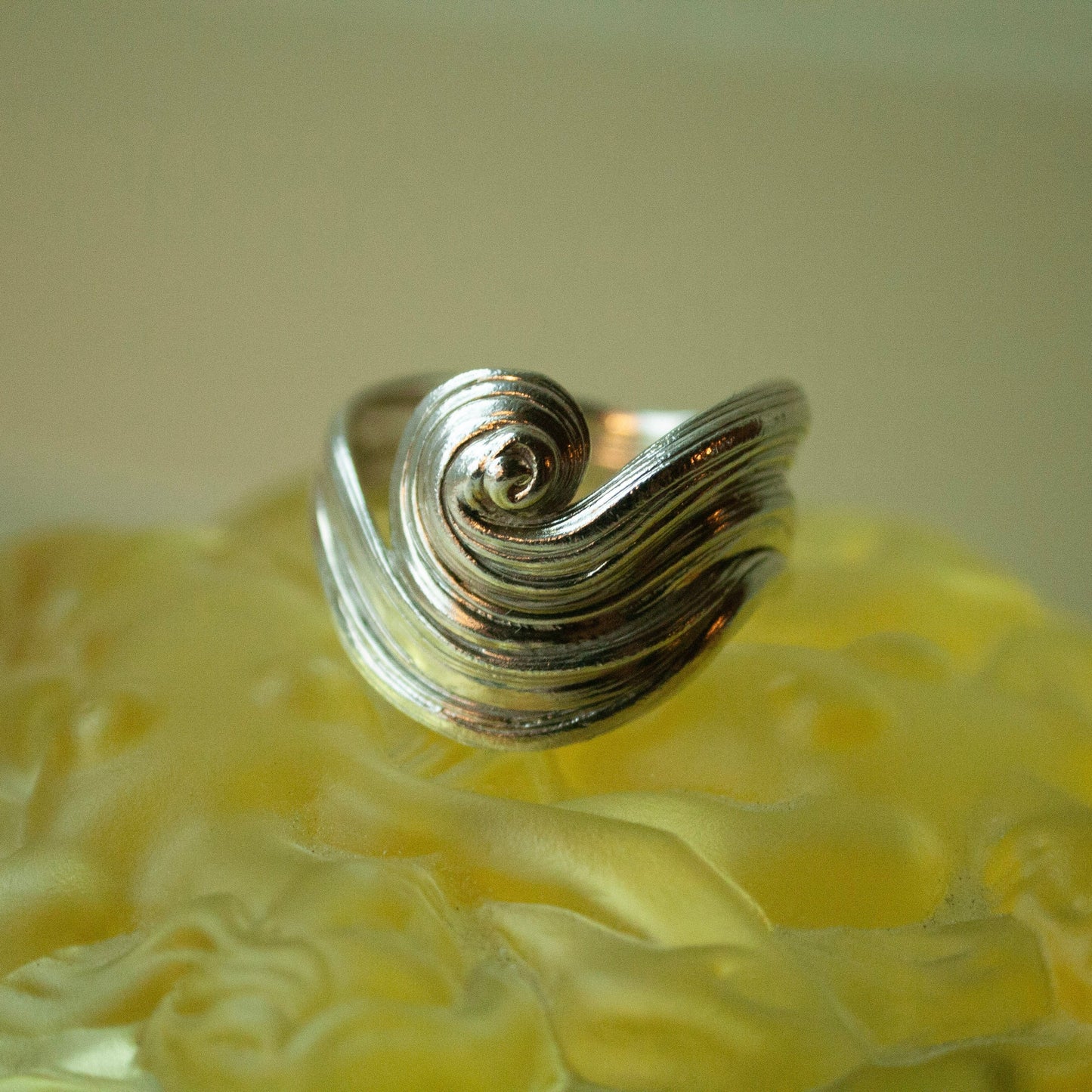Tsunami Wave Ring (Str. 66,5) - Sterling Sølv
