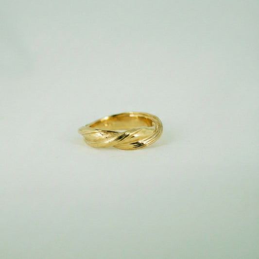 Ocean Curl Ring - Forgyldt
