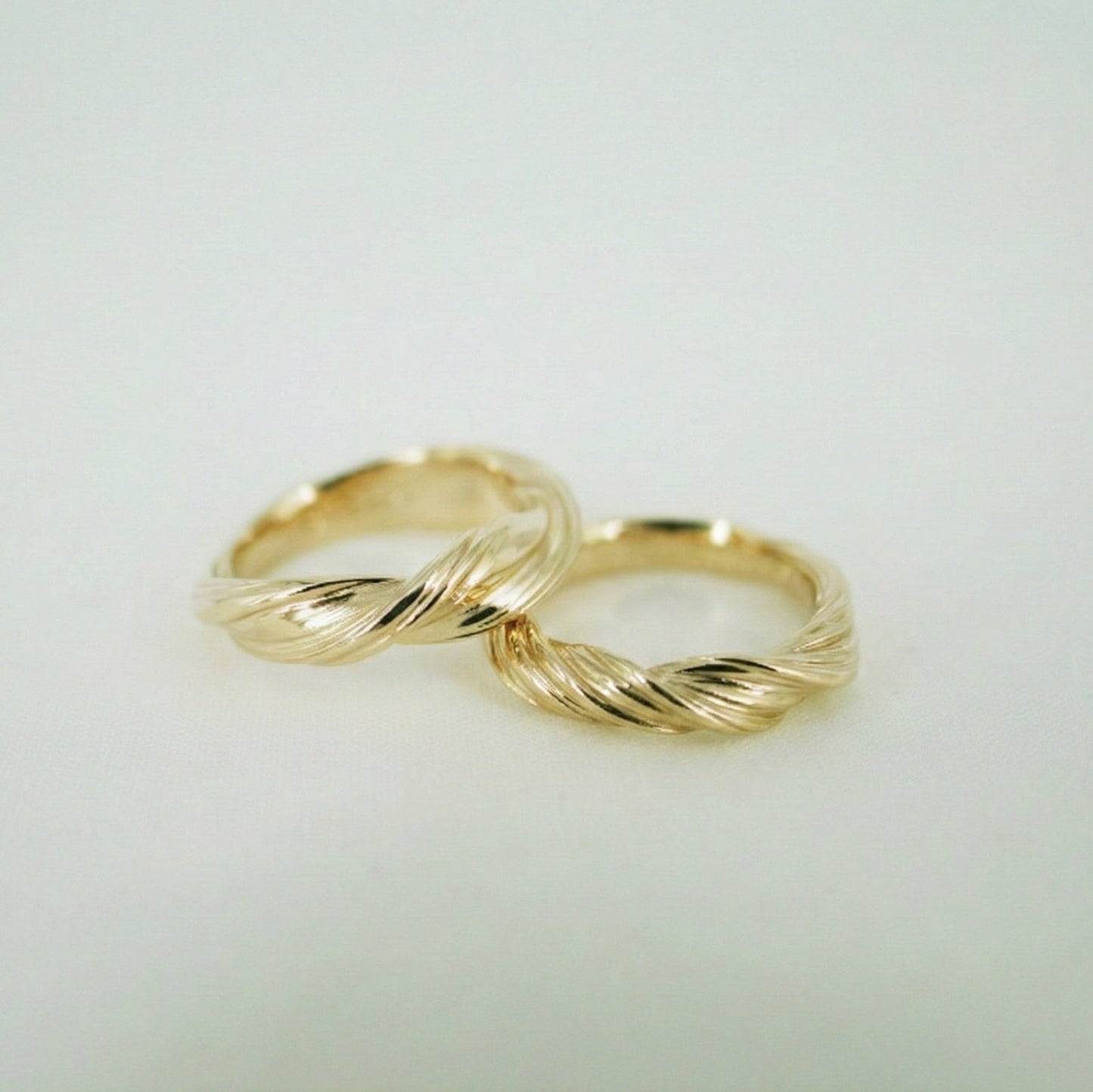 Ocean Curl Ring - 14 Karat Guld