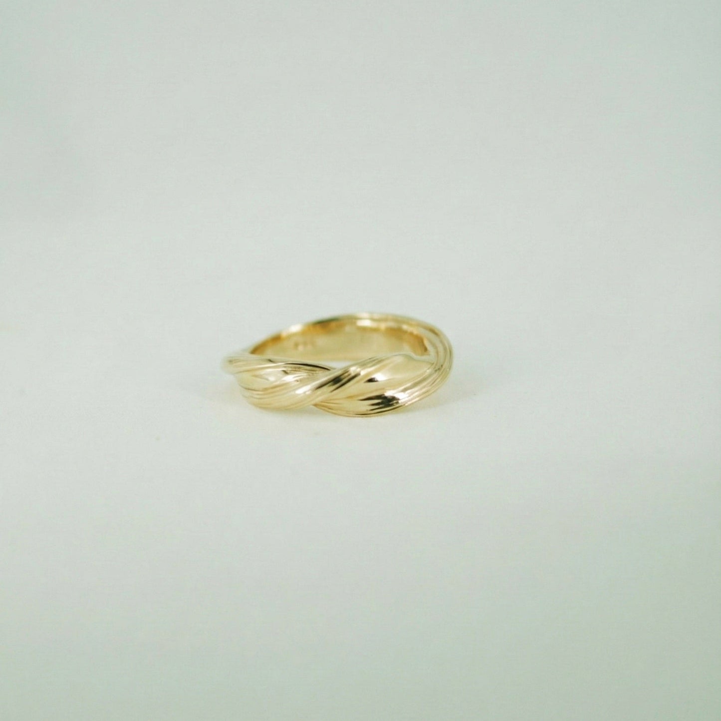 Ocean Curl Ring - 14 Karat Guld