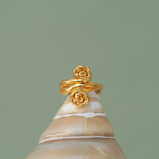 Golden Root Two Rose Ring (Size 47)