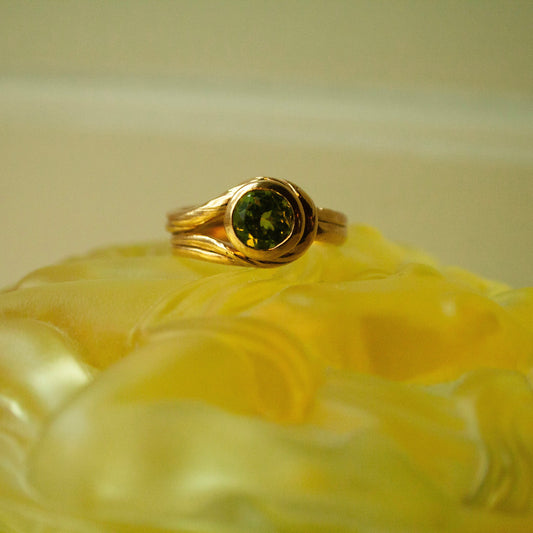 Rope Peridot Unika Ring (Str. 54) - Forgyldt