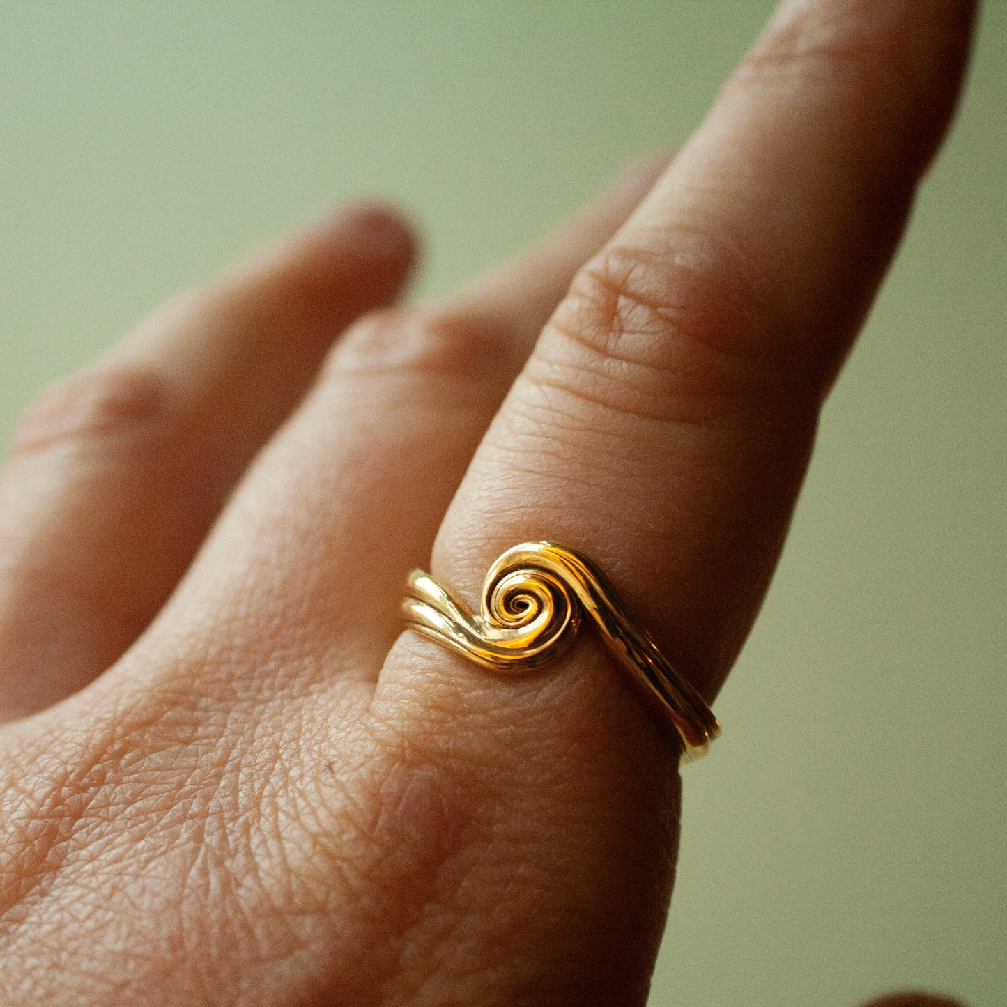 Swirl Wave Unika Ring (Str. 59) - Forgyldt