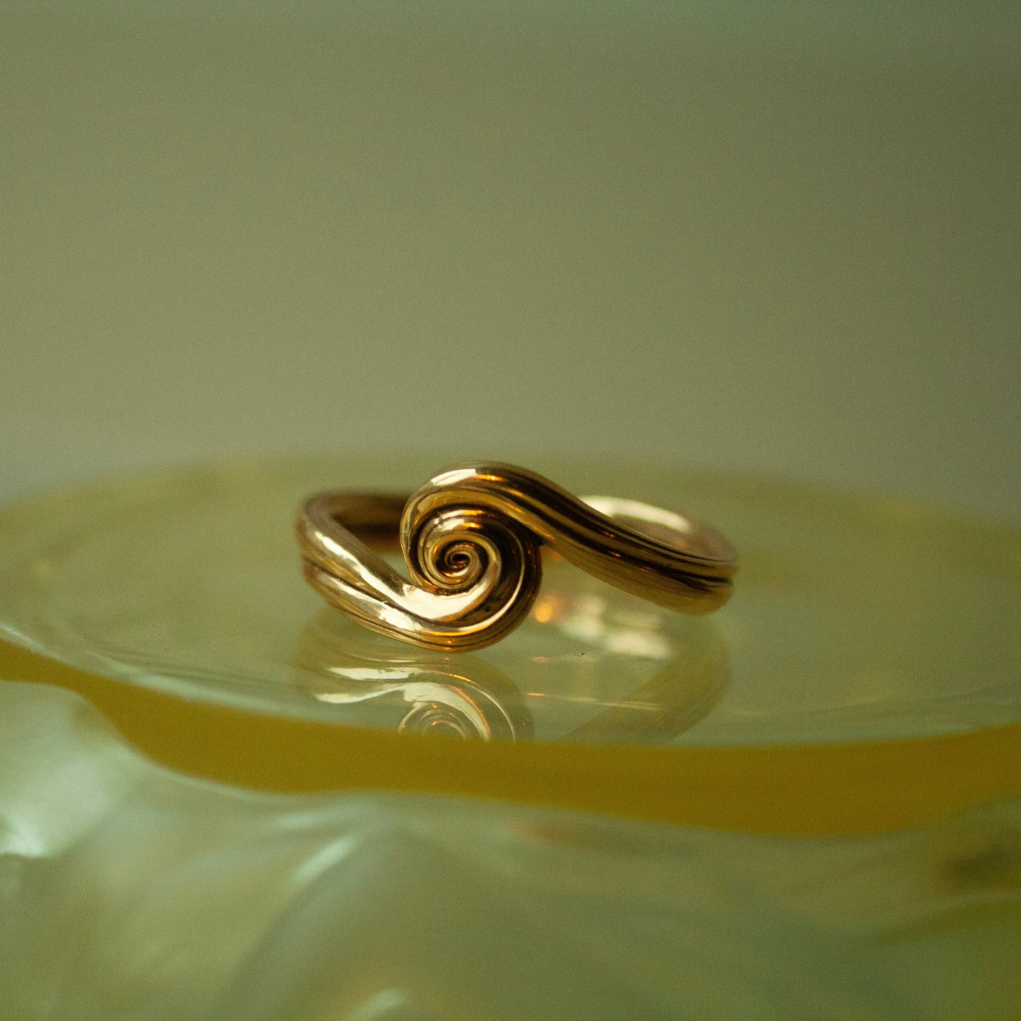 Swirl Wave Unika Ring (Str. 59) - Forgyldt